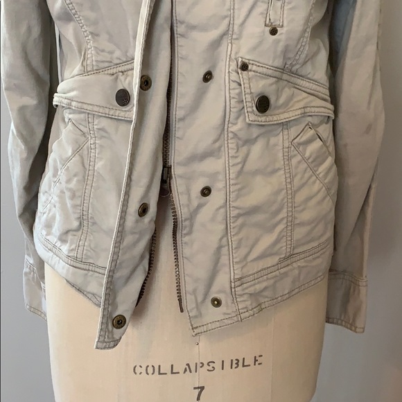 Jacket - Picture 5 of 6